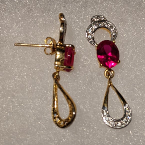 New Golden Earrings - Picture 2 of 3